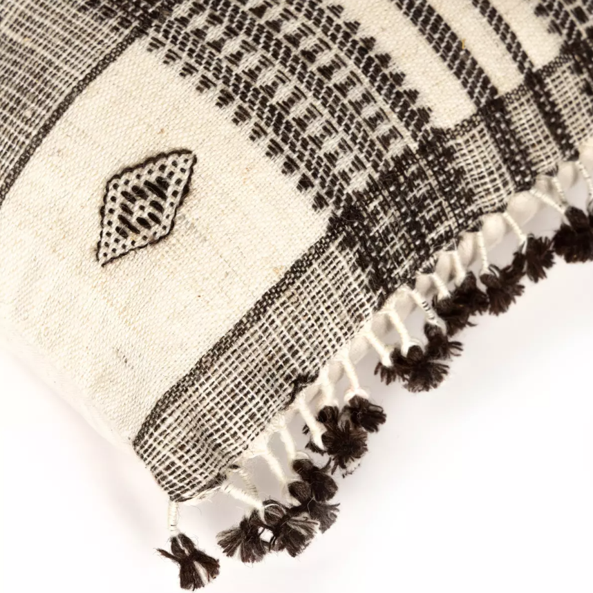 Bhujodi Pillow